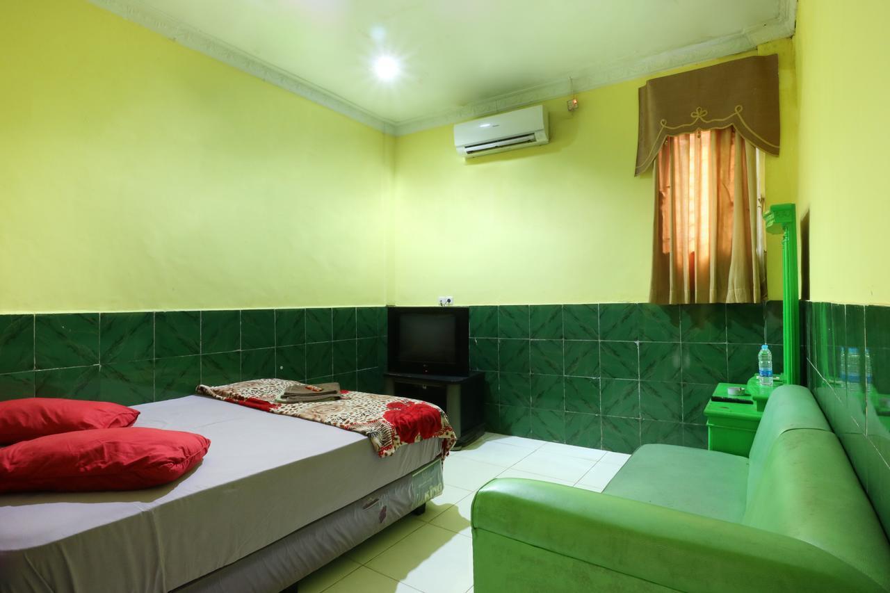 Hotel Ellysta Tangerang Eksteriør billede