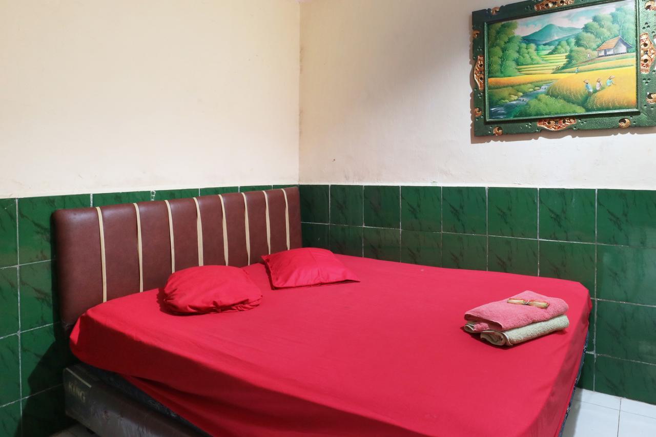 Hotel Ellysta Tangerang Eksteriør billede